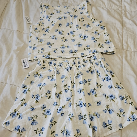 Women's Summer Floral Print Set Skort/top Old NAVY Size Small - Picture 2 of 7